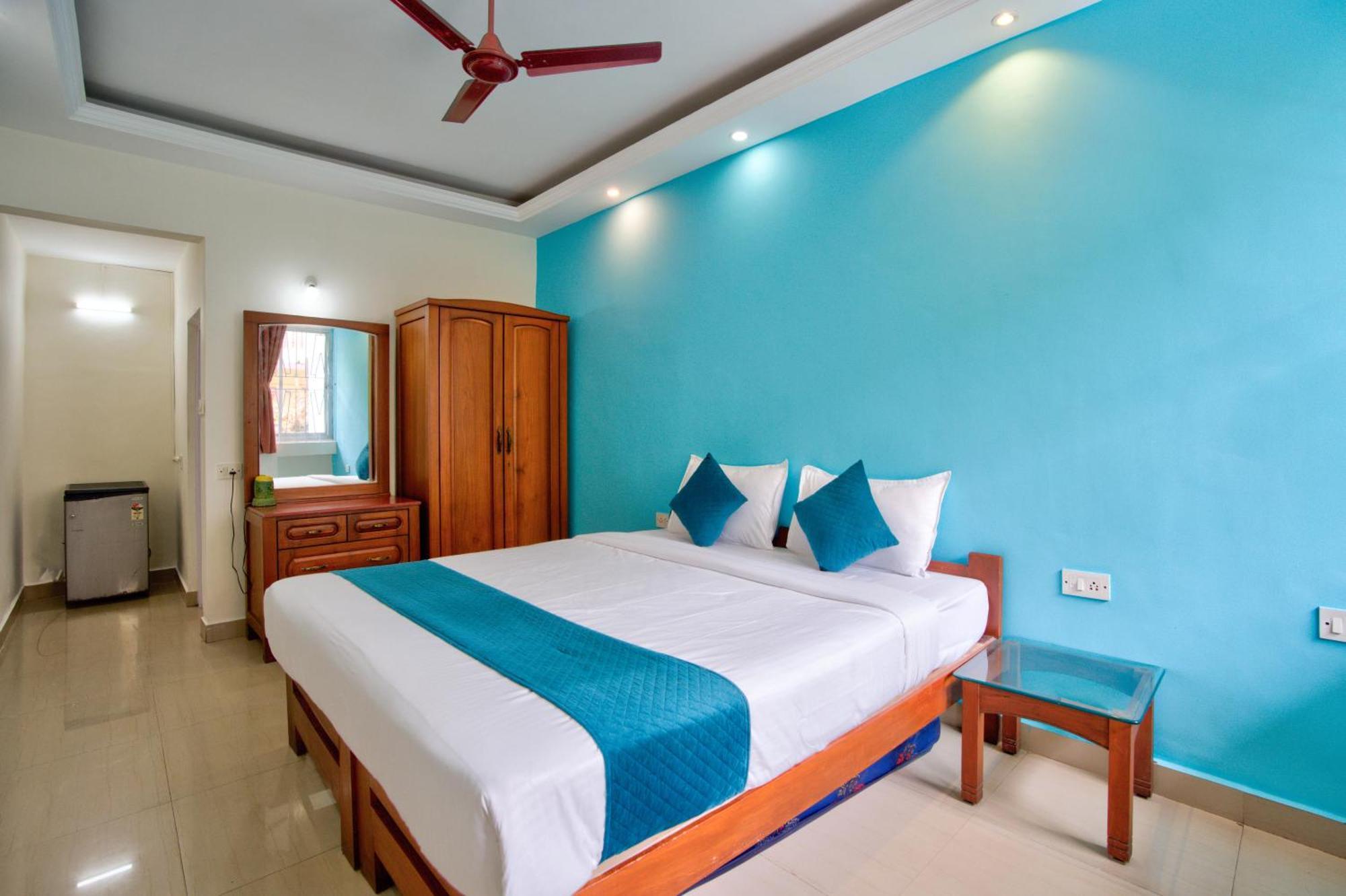 Candolim Beach Vaddo 15 Calangute Bagian luar foto